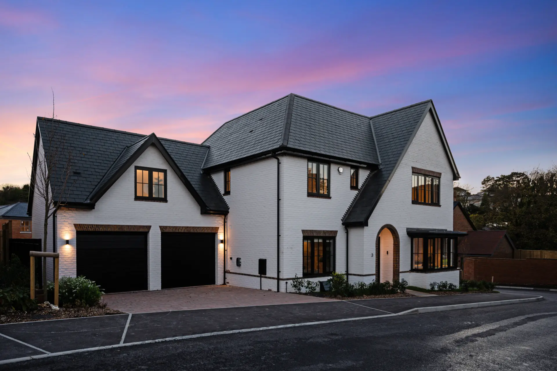https://static.brookworth-next.lfdev.co/assets/222-falmer-road-rottingdean/plot-43/plot-43-skylarks-dusk-14.jpg